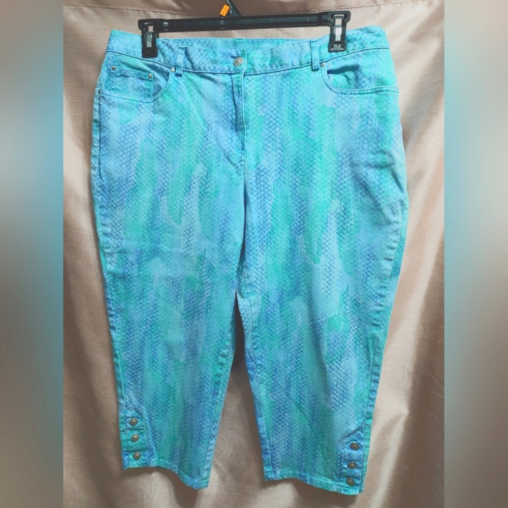Ruby Rd Capris        Size 18W.